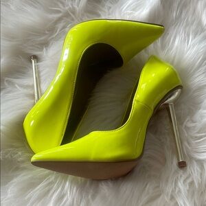 Saxy fashion nova high heels 🔥